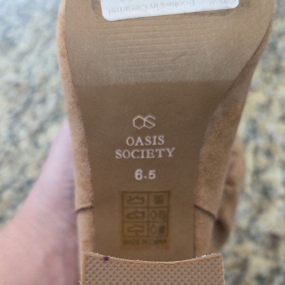 Oasis Society Dalton Faux Suede Pointed Toe Block Heel Ankle Boots Tan Size 6.5 - Picture 4 of 10